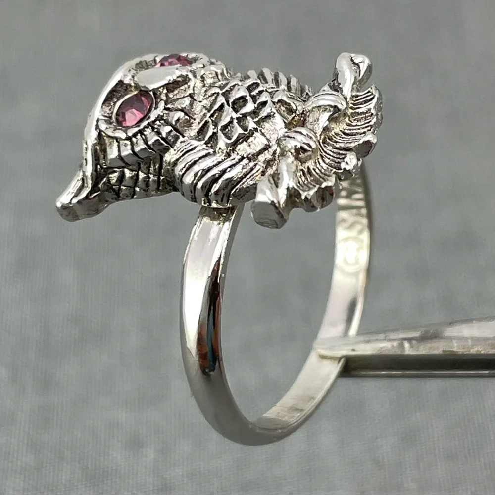 Cute Vintage 70s Sarah Coventry Adjustable Owl Ring with Purple Rhinestone Eyes - Picture 4 of 9